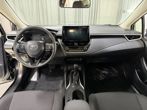 Used 2024 Toyota Corolla LE image 12