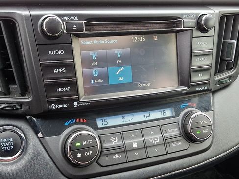 Used 2017 Toyota RAV4 XLE image 18