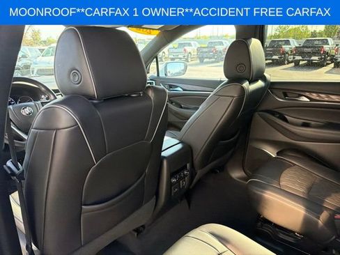 Used 2024 Buick Enclave Avenir w/ Avenir Technology Package AWD/4WD image 17