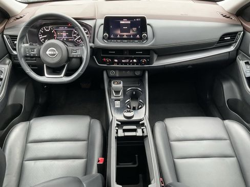 Used 2023 Nissan Rogue SV w/ SV Premium B Package image 16