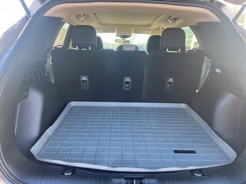 Used 2020 Ford Escape SE image 14