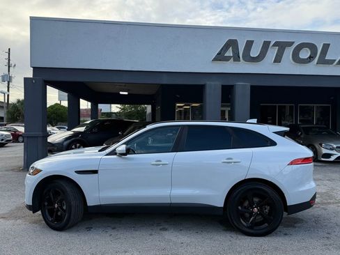 Used 2019 Jaguar F-PACE Prestige image 4