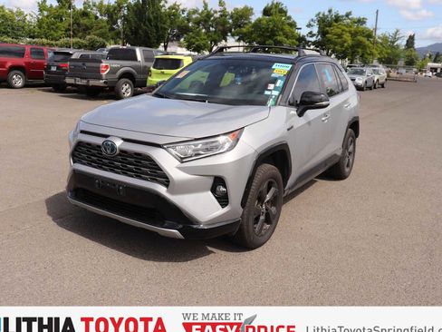 Used 2019 Toyota RAV4 XSE w/ XSE Weather Package AWD/4WD image 1