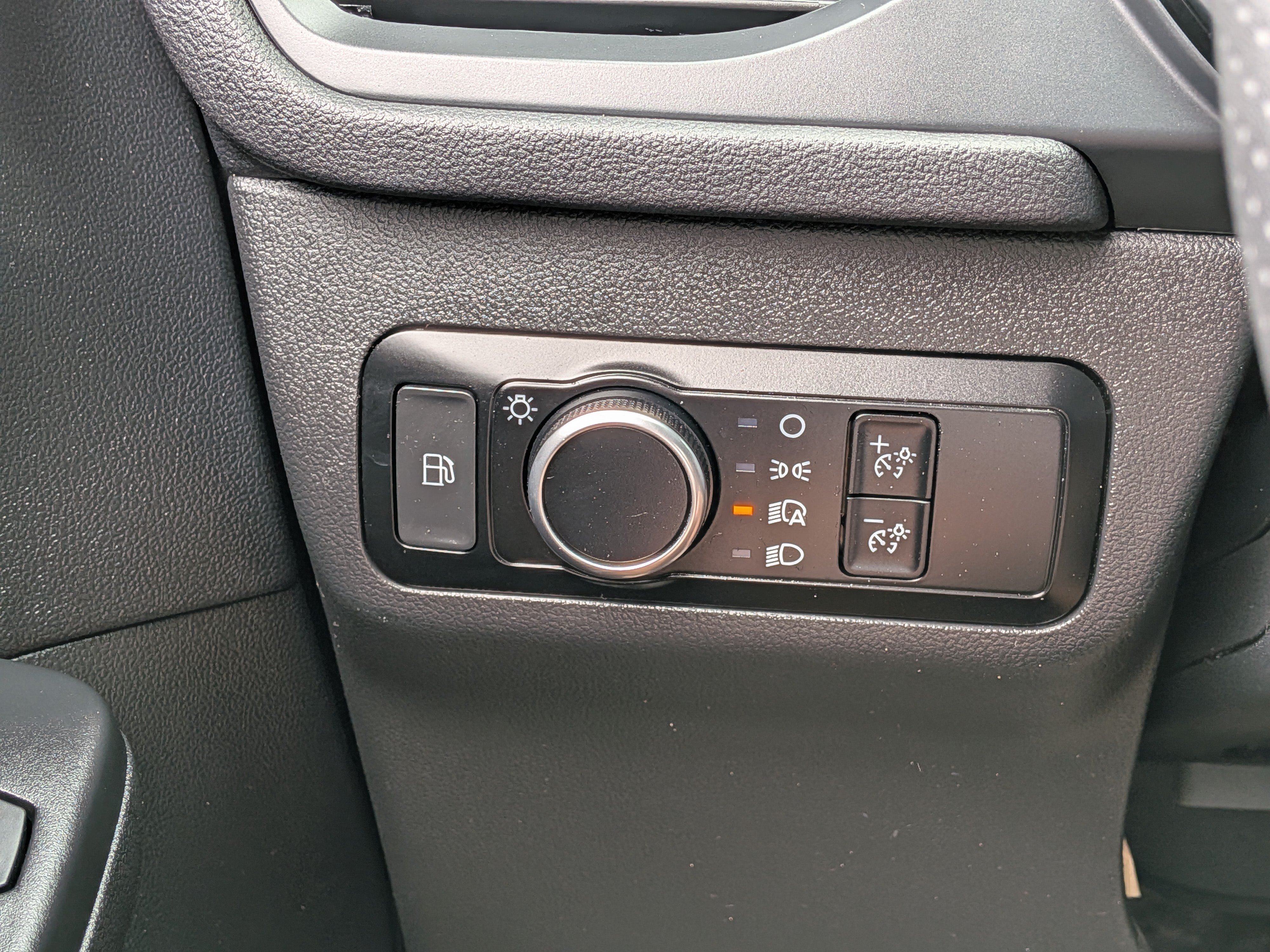 Used 2025 Ford Escape ST-Line w/ Equipment Group 301A FWD image 23
