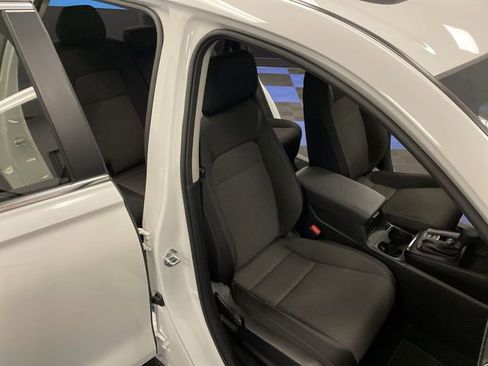Used 2024 Honda CR-V EX image 25