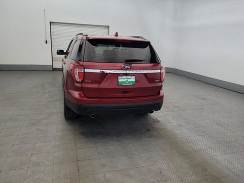 Used 2016 Ford Explorer XLT w/ Equipment Group 202A AWD/4WD image 6