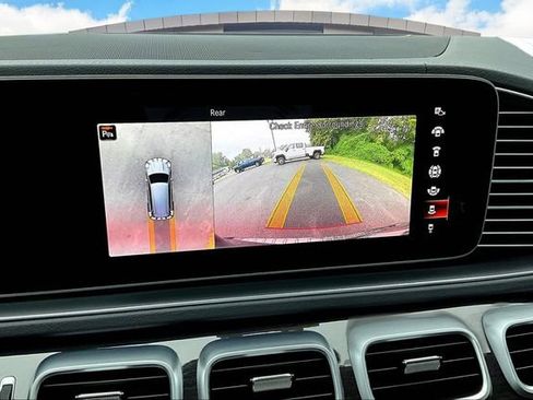 Used 2021 Mercedes-Benz GLS 450 4MATIC image 21