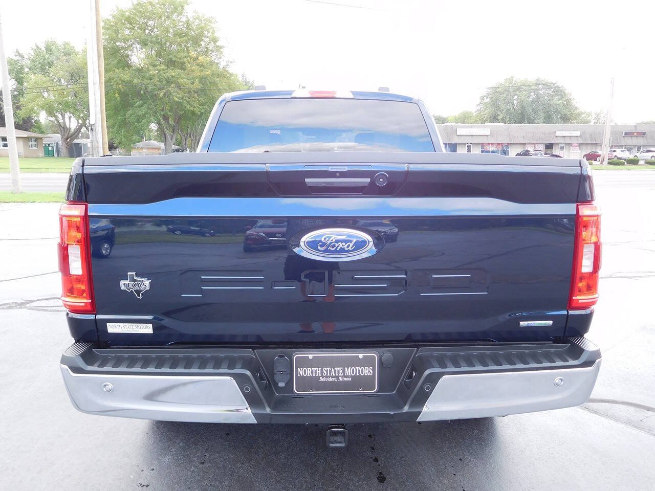 Used 2022 Ford F150 XLT w/ Equipment Group 302A High AWD/4WD image 8