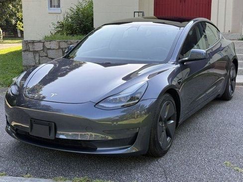 Used 2021 Tesla Model 3 Standard Range Plus RWD image 14