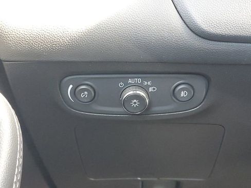 Certified 2023 Buick Encore GX Preferred w/ Cold Weather Comfort Package image 18