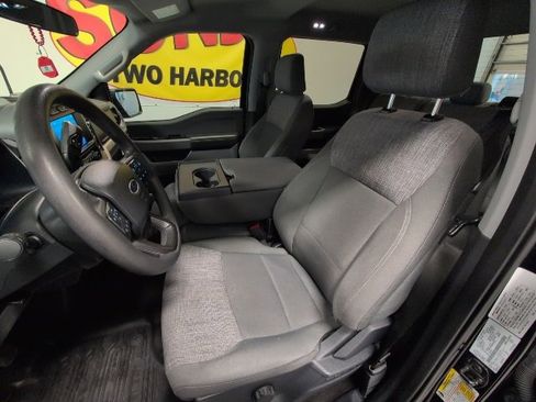 Used 2022 Ford F150 XLT image 14