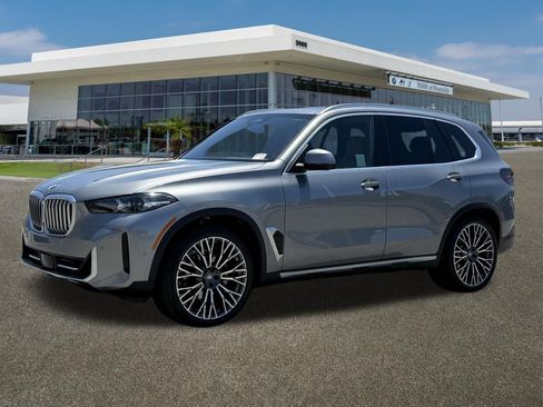 Certified 2024 BMW X5 xDrive40i AWD/4WD image 5