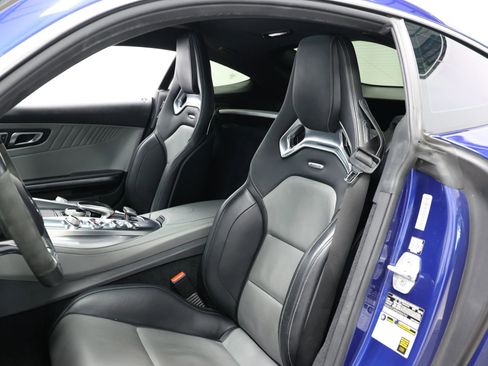 Used 2016 Mercedes-Benz AMG GT S image 3
