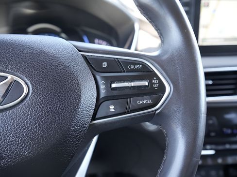 Used 2019 Hyundai Santa Fe AWD image 31
