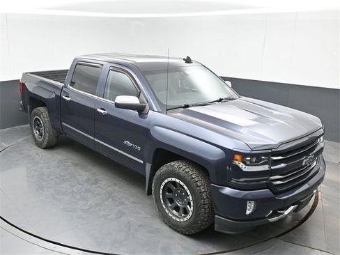 Used 2018 Chevrolet Silverado 1500 LTZ Z71 w/ Centennial Edition image 31