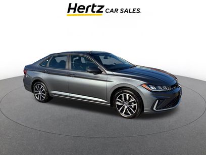 Used 2025 Volkswagen Jetta SE