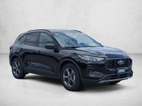 Used 2025 Ford Escape ST-Line FWD image 3