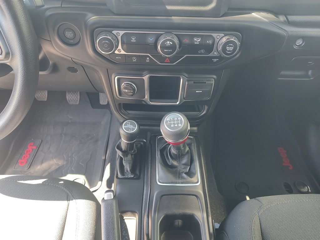 Used 2023 Jeep Wrangler Unlimited Sport AWD/4WD image 11