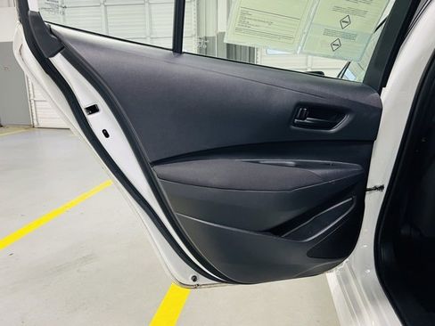 Used 2023 Toyota Corolla LE image 25