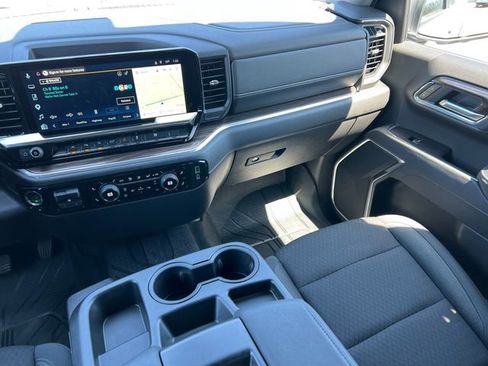 New 2026 Chevrolet Silverado 1500 LT w/ Safety Package AWD/4WD image 32