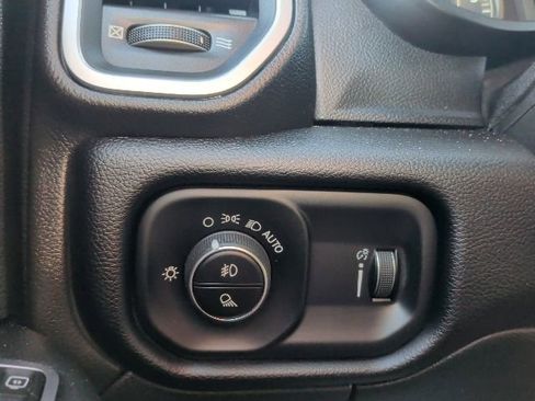 Used 2024 RAM 2500 Big Horn image 30