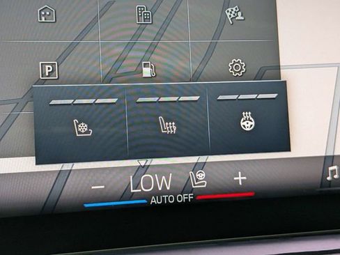 Used 2023 BMW 760i xDrive w/ Luxury Rear Seating Package AWD/4WD image 16