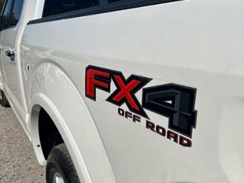 Used 2018 Ford F150 Platinum w/ Equipment Group 701A Luxury image 9