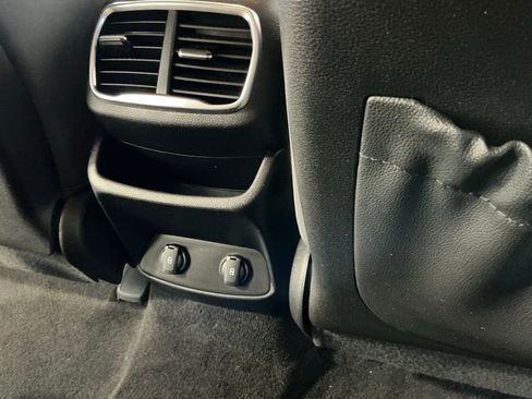 Used 2020 Hyundai Santa Fe SEL image 13