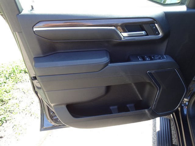 Used 2024 Chevrolet Silverado 1500 LT AWD/4WD image 14