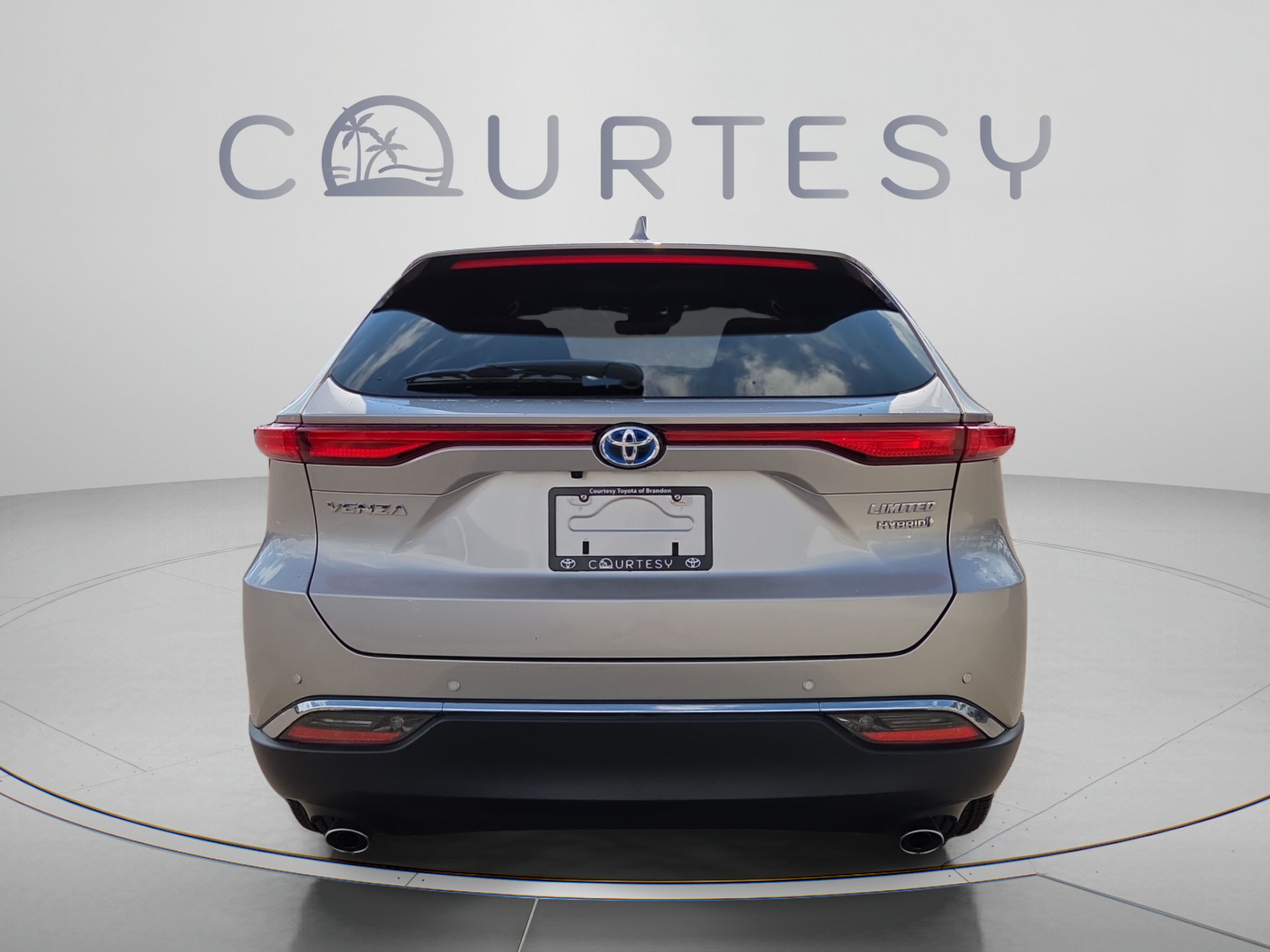 Certified 2021 Toyota Venza Limited w/ Advanced Technology Package AWD/4WD image 4