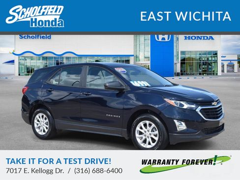 Used 2020 Chevrolet Equinox LS FWD image 1