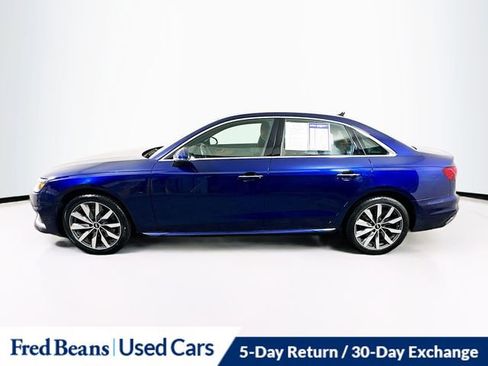 Used 2023 Audi A4 2.0T Premium w/ Convenience Package image 4