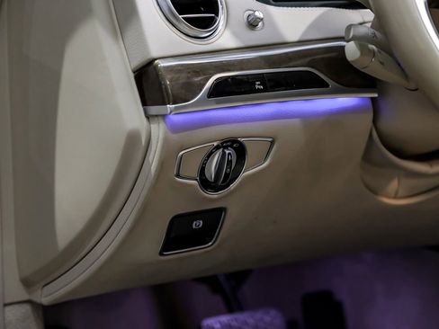 Used 2015 Mercedes-Benz S 550 Sedan image 26