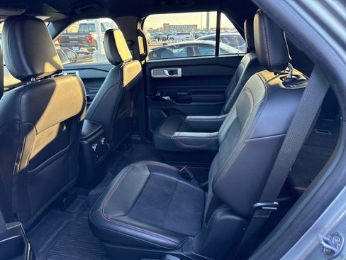 Used 2024 Ford Explorer ST-Line w/ Class IV Trailer Tow Package image 6