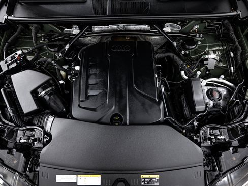 Certified 2025 Audi Q5 Premium Plus w/ Premium Plus image 21