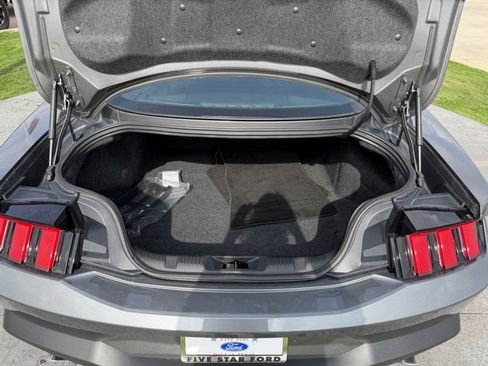 Certified 2025 Ford Mustang Coupe image 8