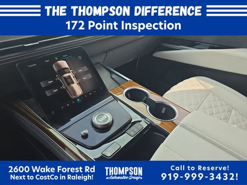 Used 2026 Cadillac Escalade Platinum Sport AWD/4WD image 26