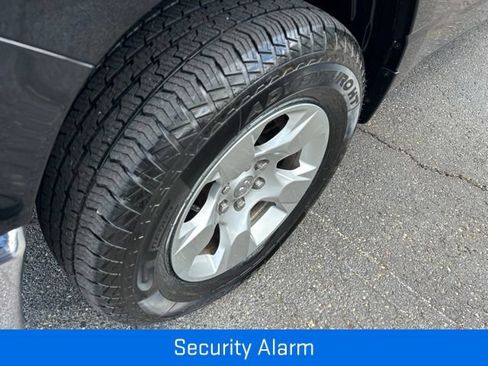 Used 2023 RAM 1500 Big Horn AWD/4WD image 18