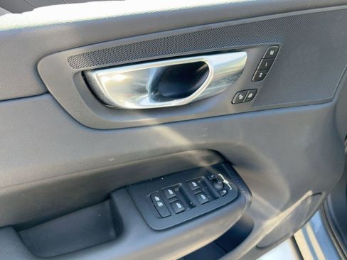 Certified 2023 Volvo XC60 B5 Plus w/ Climate Package image 12