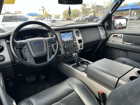 Used 2017 Ford Expedition XLT w/ Equipment Group 202A image 21