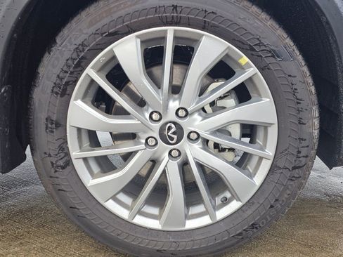 New 2025 INFINITI QX50 Pure image 9