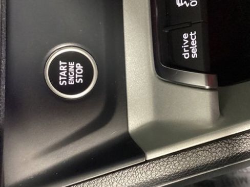 Used 2021 Audi Q3 2.0T Premium Plus w/ Premium Plus Package image 24