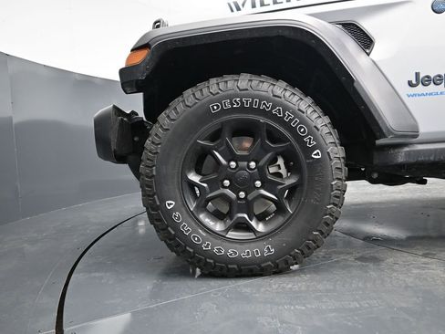 Used 2023 Jeep Wrangler Unlimited image 18