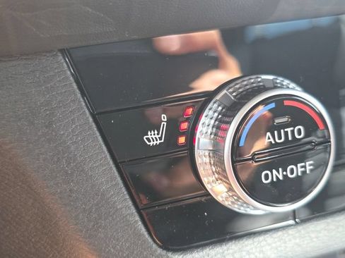 New 2026 Nissan Rogue SL AWD/4WD image 30
