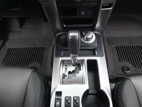 Used 2024 Toyota 4Runner SR5 Premium w/ Moonroof Package AWD/4WD image 9