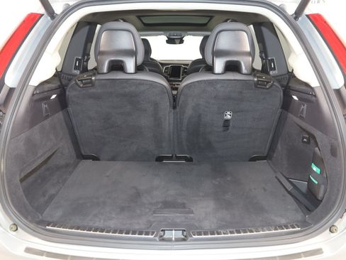 Used 2024 Volvo XC90 B6 Plus w/ Protection Package Premier AWD/4WD image 46