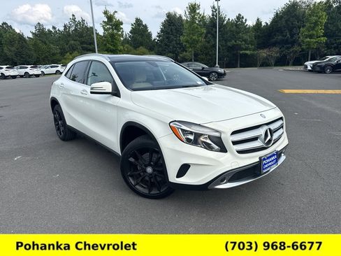 Used 2017 Mercedes-Benz GLA 250 4MATIC image 1