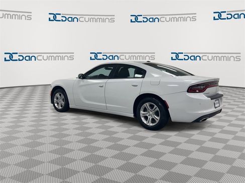 Used 2022 Dodge Charger SXT image 6