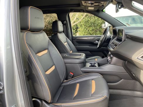 Used 2024 GMC Yukon AT4 w/ AT4 Premium Plus Package image 37