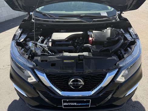 Used 2022 Nissan Rogue Sport SL FWD image 20